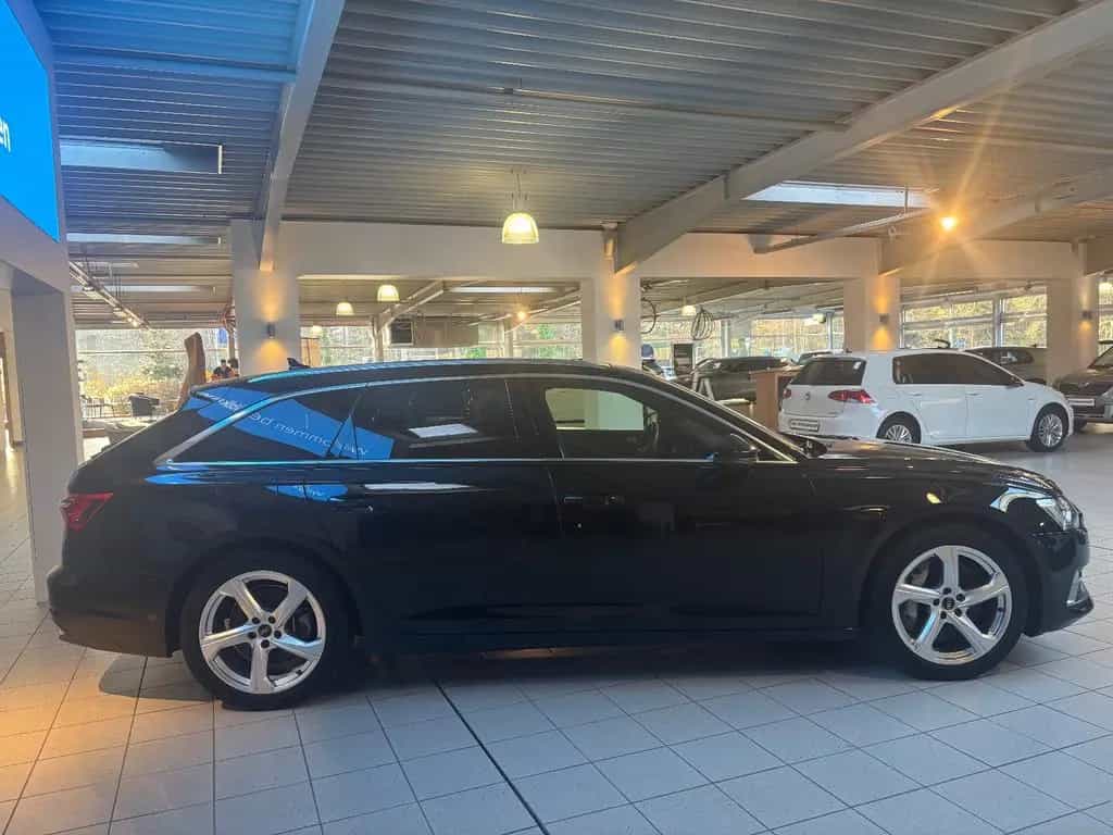 Audi A6 50 2.0 TFSI e quattro Avant sport *Pano*Navi* 12/2021-photo-5