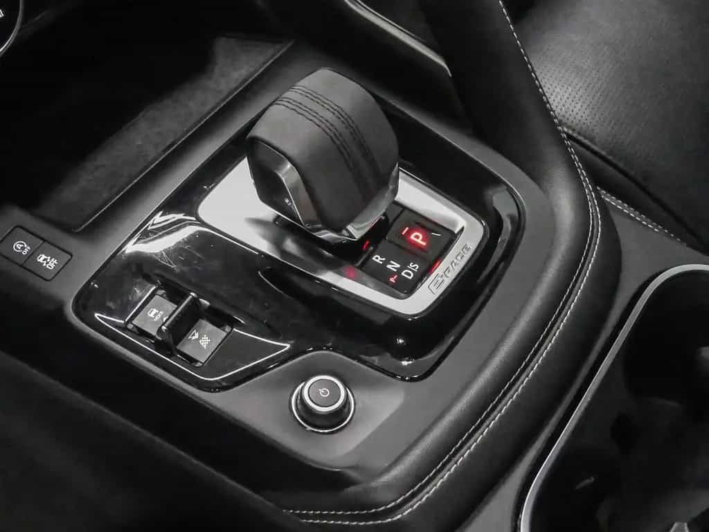 Jaguar E-Pace R-Dynamic SE AWD D200 Mild-Hybrid EU6d AD 04/2021-photo-13