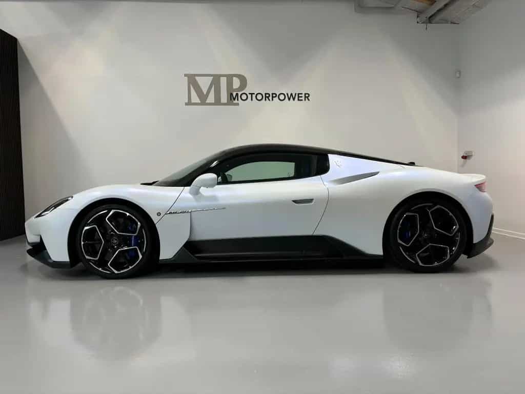 Maserati MC20 DCT facelift (240 km!) 02/2023-photo-1