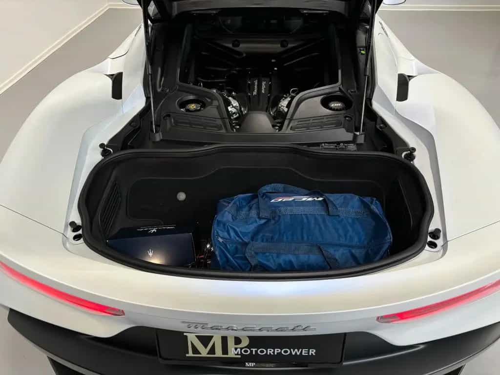 Maserati MC20 DCT facelift (240 km!) 02/2023-photo-14