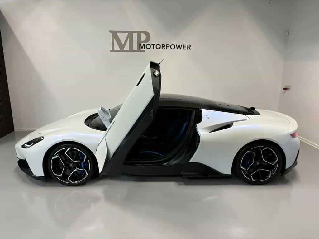 Maserati MC20 DCT facelift (240 km!) 02/2023-photo-2