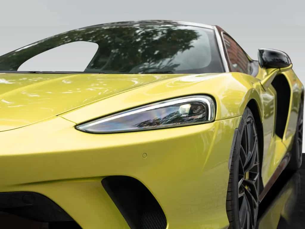 McLaren GT | Flux Green | Premium Pack 08/2025-photo-17