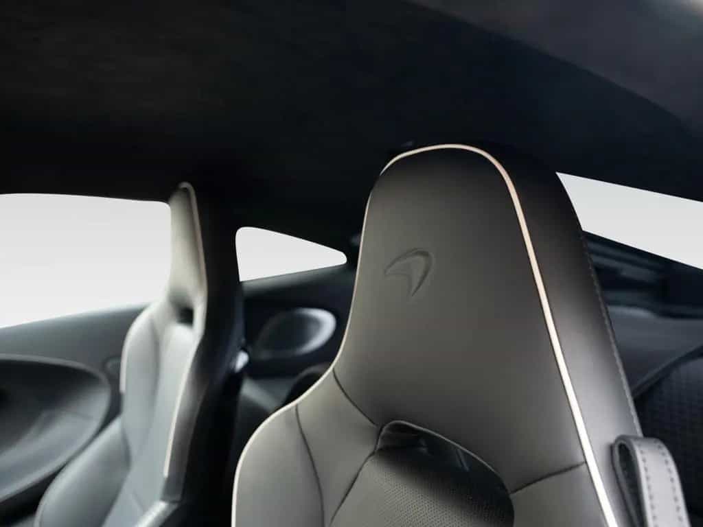 McLaren GT | Flux Green | Premium Pack 08/2025-photo-20