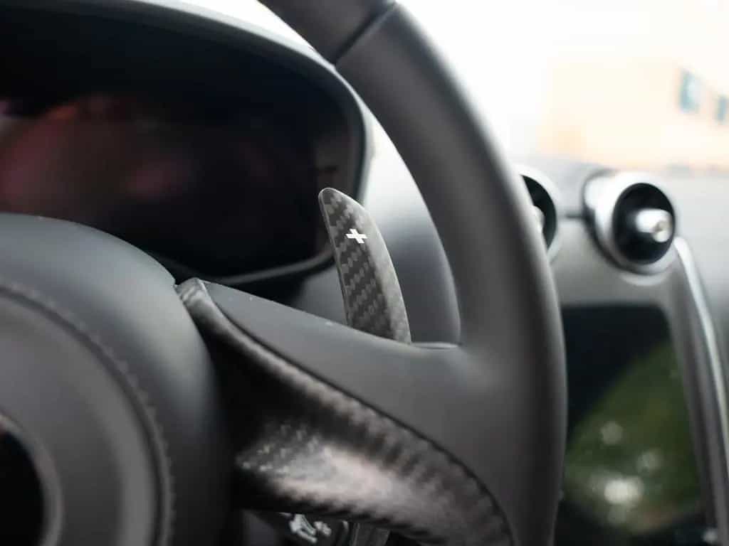 McLaren GT | Flux Green | Premium Pack 08/2025-photo-21