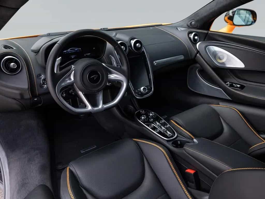 McLaren GT | McLaren Orange | Premium Pack 08/2025-photo-5