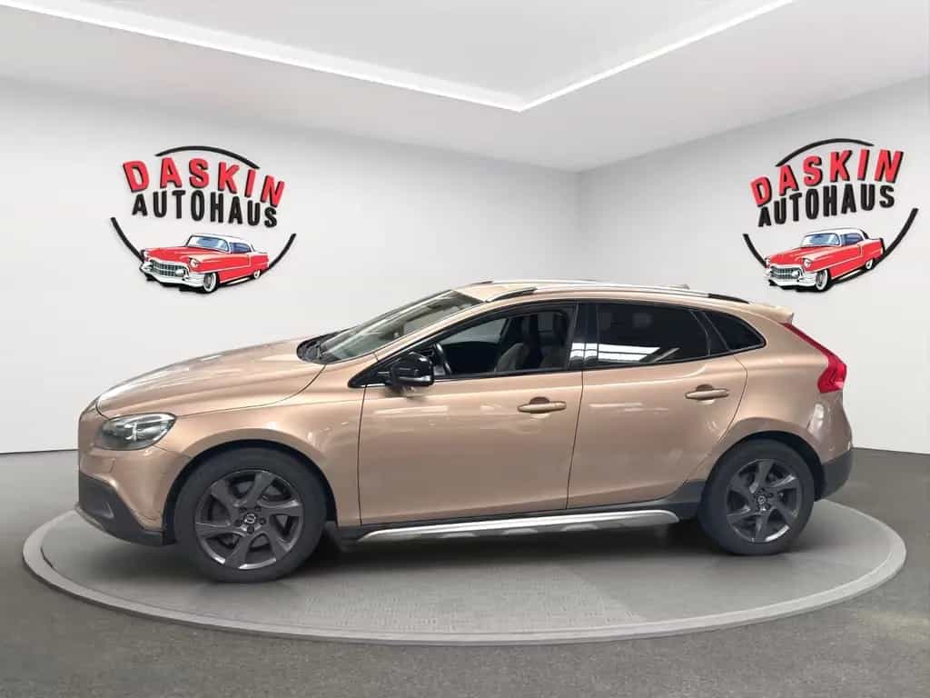 Volvo V40 Cross Country AUTOMATIK/TÜV NEU/LEDER/NAVI 03/2014-photo-3