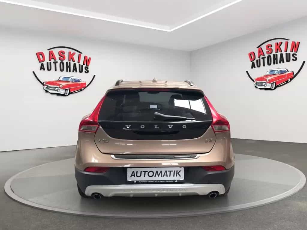 Volvo V40 Cross Country AUTOMATIK/TÜV NEU/LEDER/NAVI 03/2014-photo-5