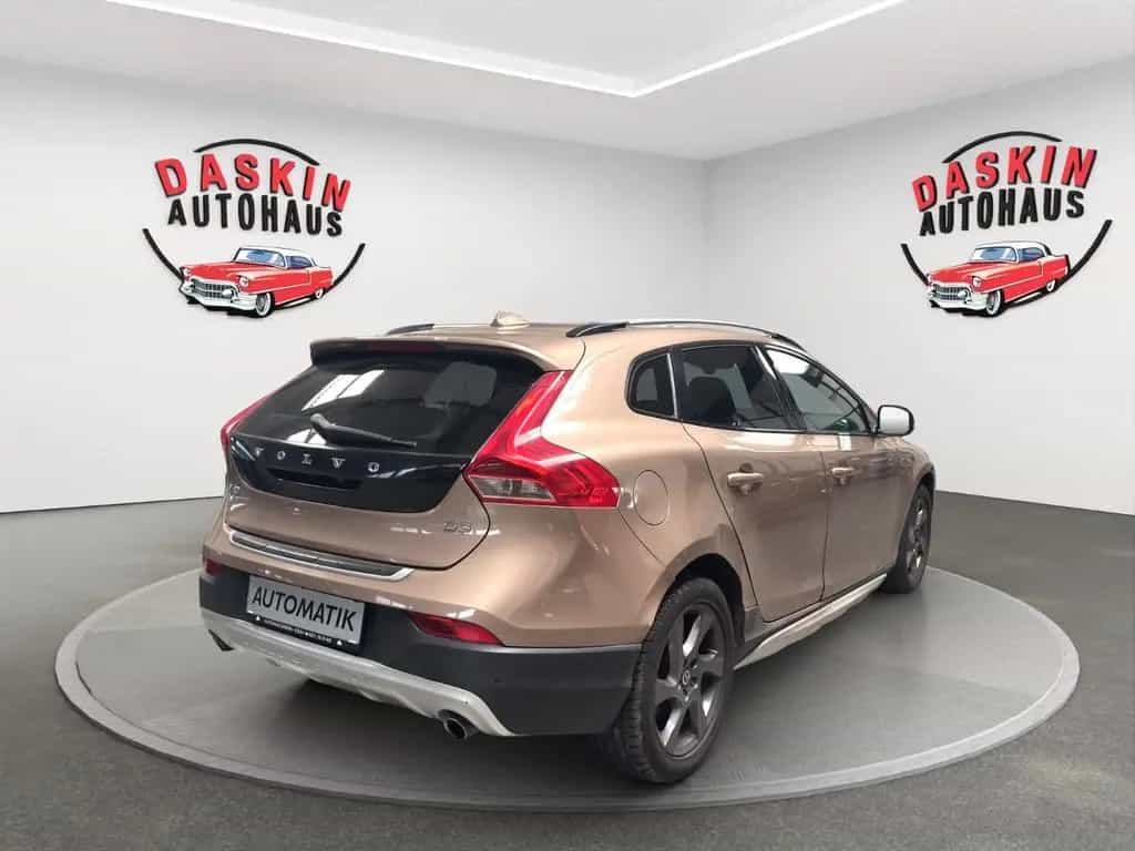 Volvo V40 Cross Country AUTOMATIK/TÜV NEU/LEDER/NAVI 03/2014-photo-6