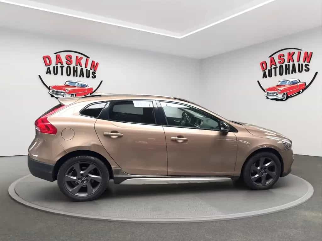 Volvo V40 Cross Country AUTOMATIK/TÜV NEU/LEDER/NAVI 03/2014-photo-7