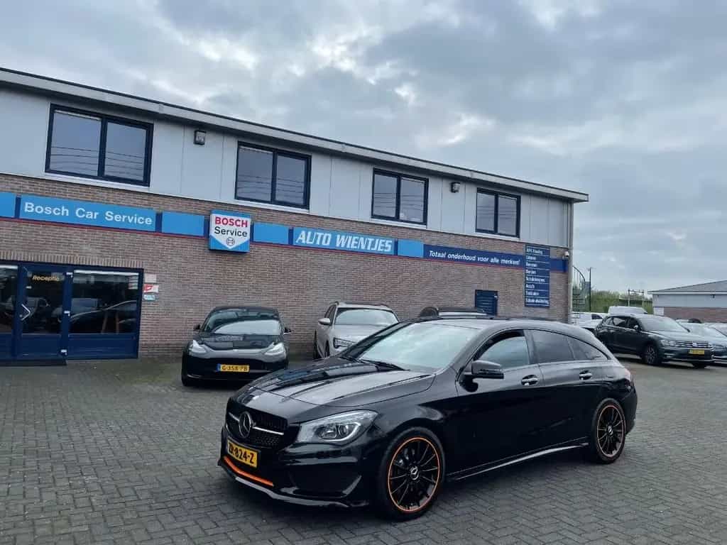 Mercedes-Benz CLA 250 Shooting Brake Aut 4-Matic 155kw | Orang 06/2016-photo-1