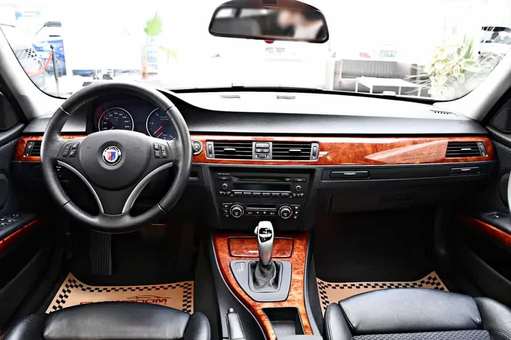ALPINA D3 2.0 Bi-Turbo SWITCH-TRONIC Limo Schiebedach 01/2011-photo-13