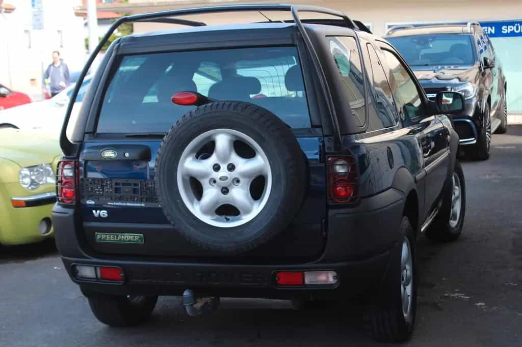 Land Rover Freelander 2.5 V6 Aut. Station Wagon E Klima*AHK 01/2003-photo-4