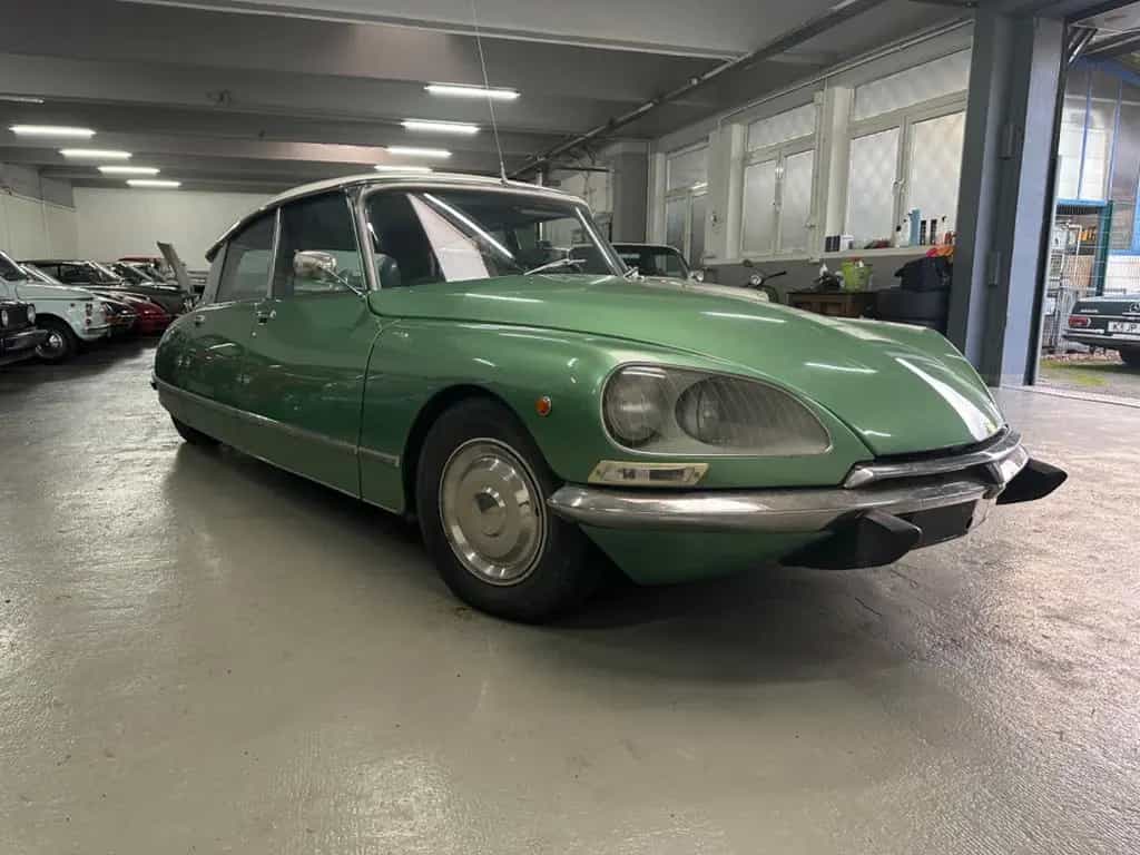 Citroën DS 21 Pallas I.E*5Gang*top originaler Zustand* 05/1972-photo-1