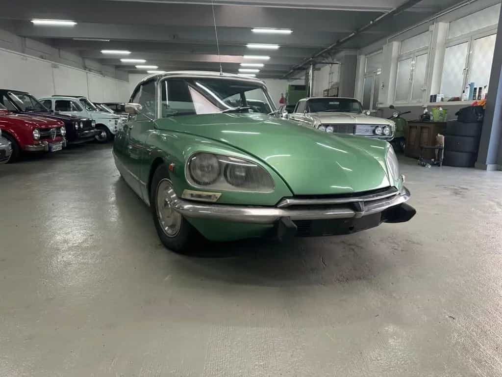 Citroën DS 21 Pallas I.E*5Gang*top originaler Zustand* 05/1972-photo-2