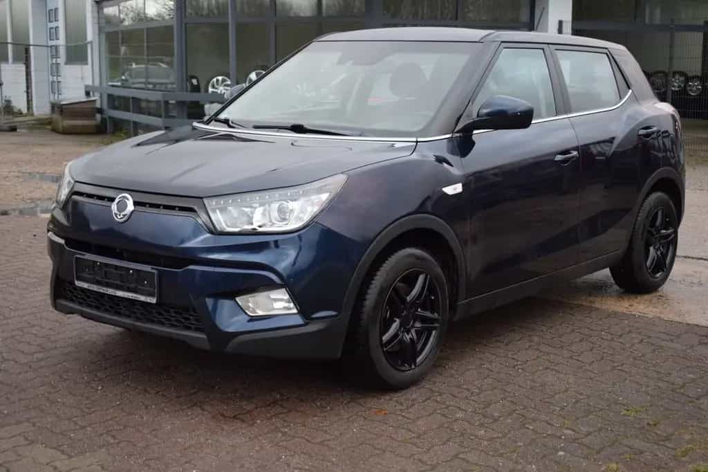 Ssangyong Tivoli 1.6 e-XGi 160 QUARTZ 2WD SHZ*NAVI*SCHECKH 08/2017-photo-0