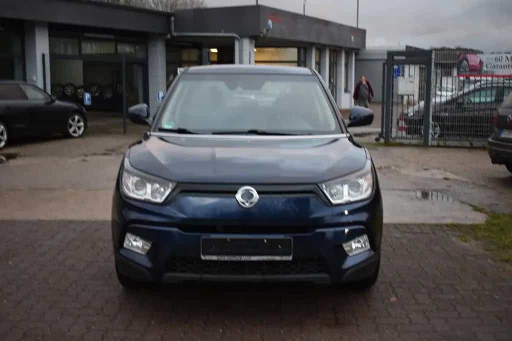 Ssangyong Tivoli 1.6 e-XGi 160 QUARTZ 2WD SHZ*NAVI*SCHECKH 08/2017-photo-5
