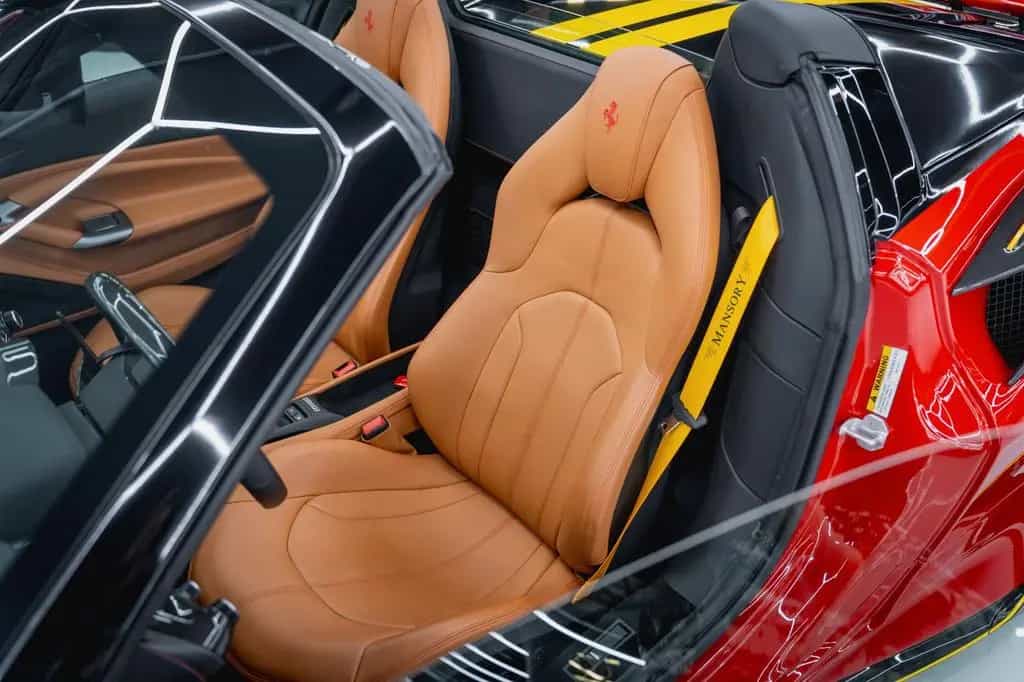 Ferrari F8 Spider MANSORY CARBON SOFTKIT 02/2022-photo-27