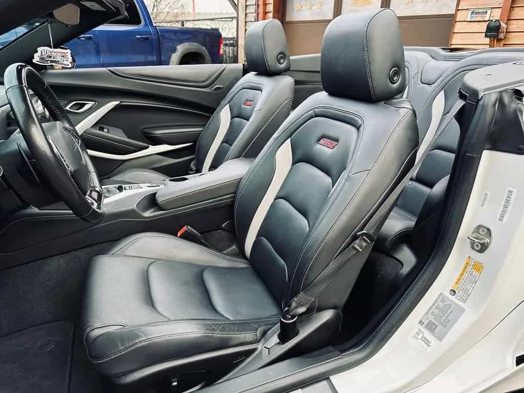 Chevrolet CABRIO*6,2L V8*SS*HEADUP*BREMBO*XENON*GARANTIE* 11/2019-photo-36