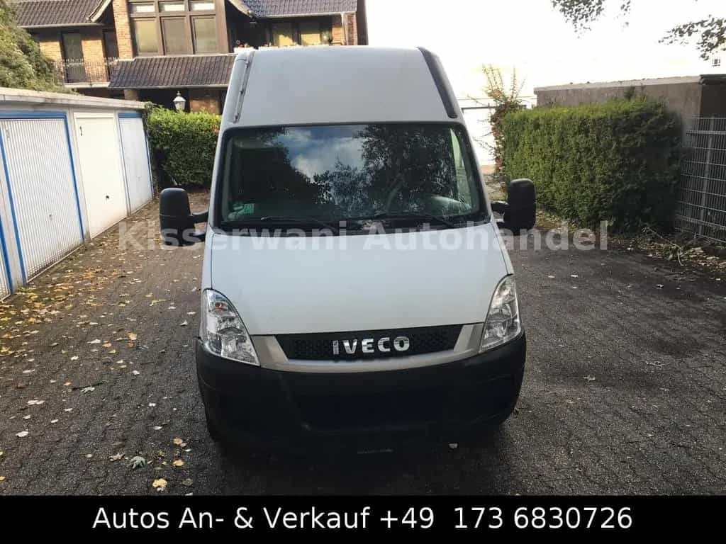 Iveco Daily 02/2011-photo-0