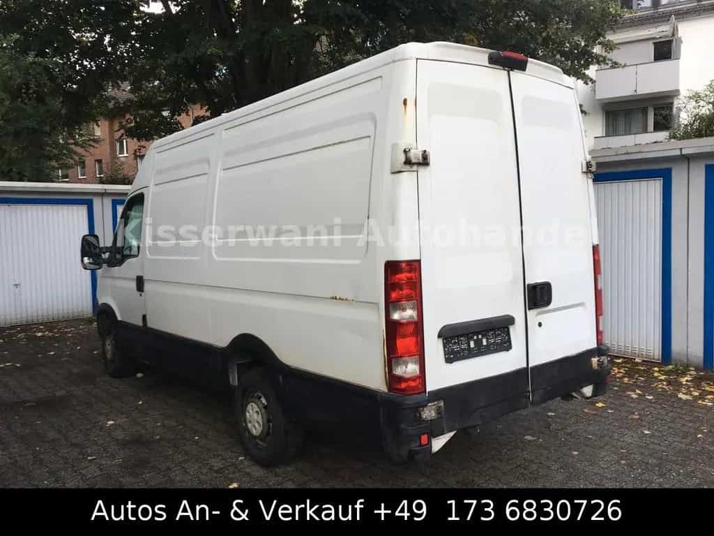 Iveco Daily 02/2011-photo-9