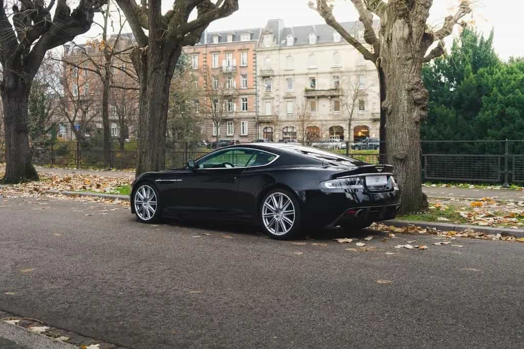 Aston Martin DBS 5.9 12/2008-photo-2