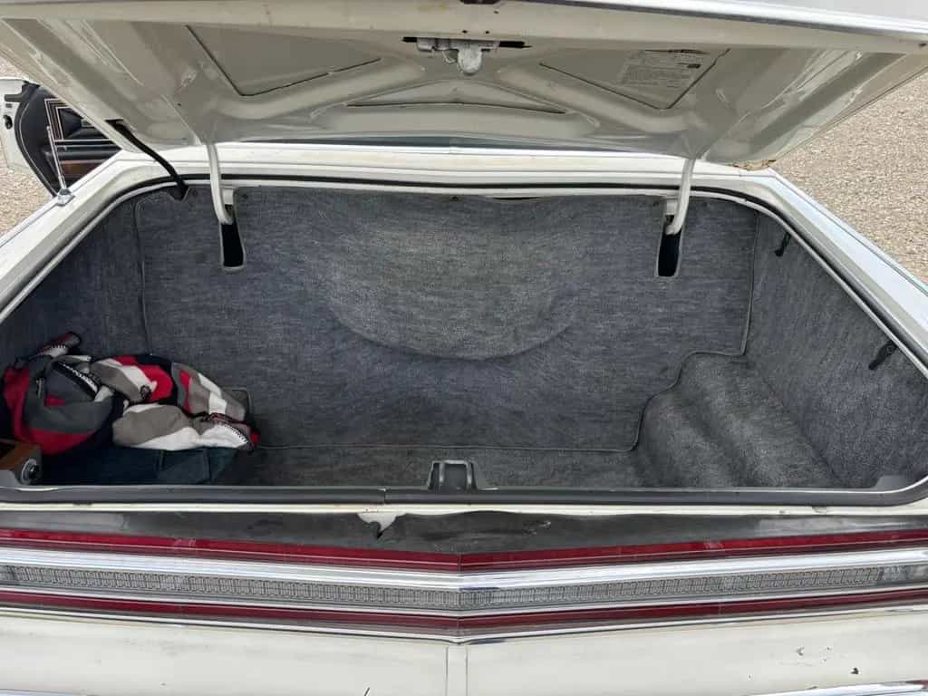 Lincoln Continental Town Car 1979 6.6 L TOP ZUSTAND 09/1979-photo-11