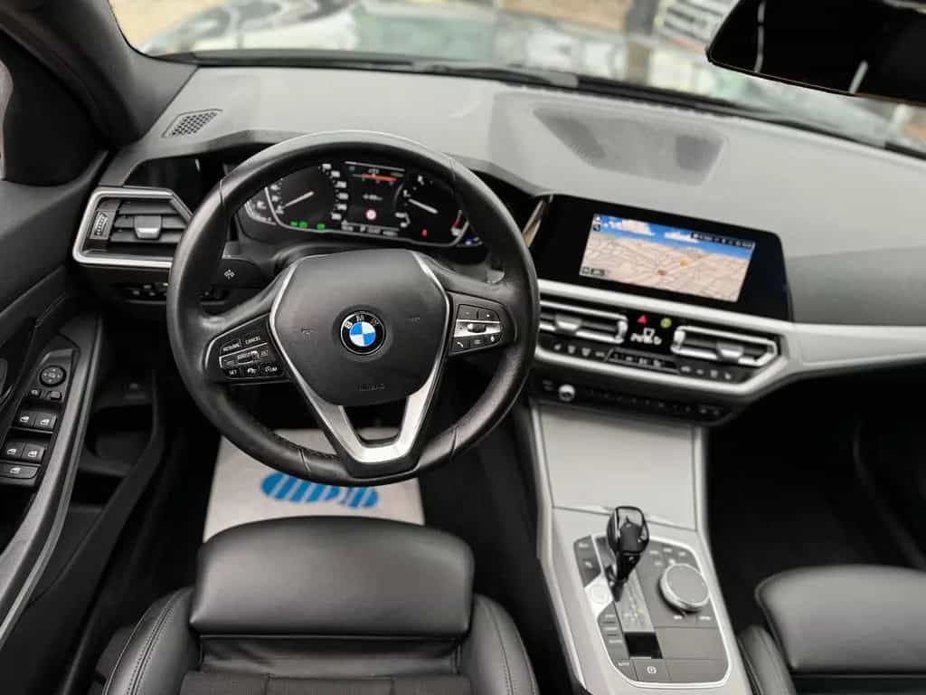 BMW 320 Baureihe 3 Touring 320 d/1.Hand/AHK/Navi 10/2020-photo-9