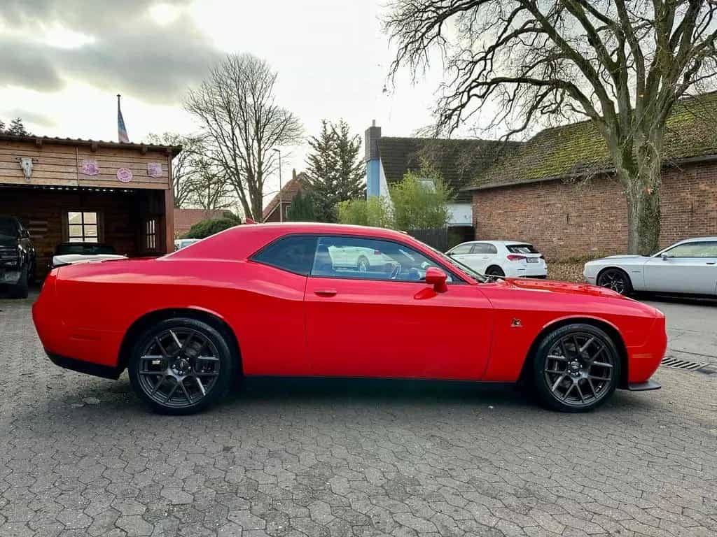 Dodge Challenger 6.4 V8 SRT*BREMBO*LED*LEDER*NAVI*PDC*GARANTIE* 07/2019-photo-17