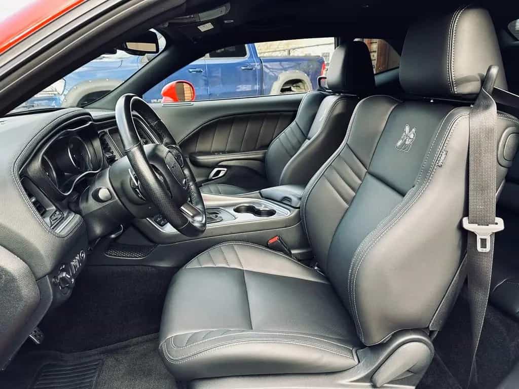 Dodge Challenger 6.4 V8 SRT*BREMBO*LED*LEDER*NAVI*PDC*GARANTIE* 07/2019-photo-36