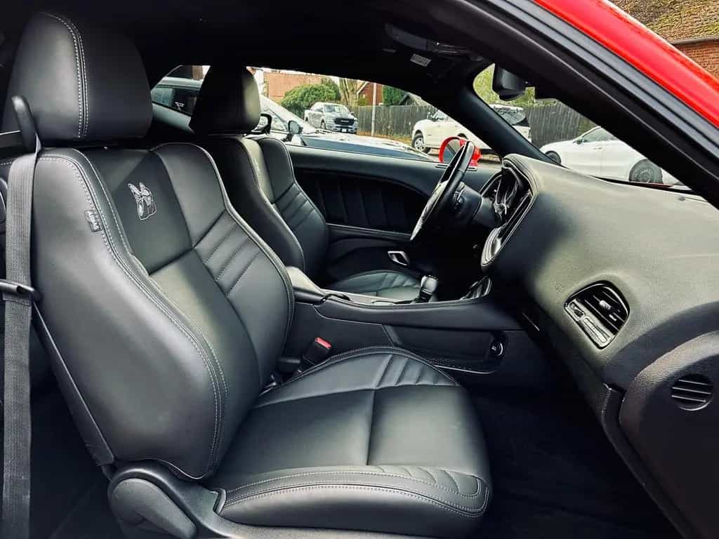 Dodge Challenger 6.4 V8 SRT*BREMBO*LED*LEDER*NAVI*PDC*GARANTIE* 07/2019-photo-40