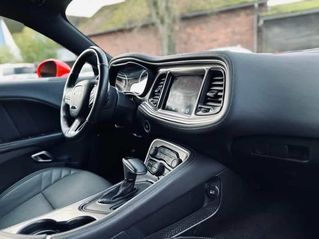 Dodge Challenger 6.4 V8 SRT*BREMBO*LED*LEDER*NAVI*PDC*GARANTIE* 07/2019-photo-43