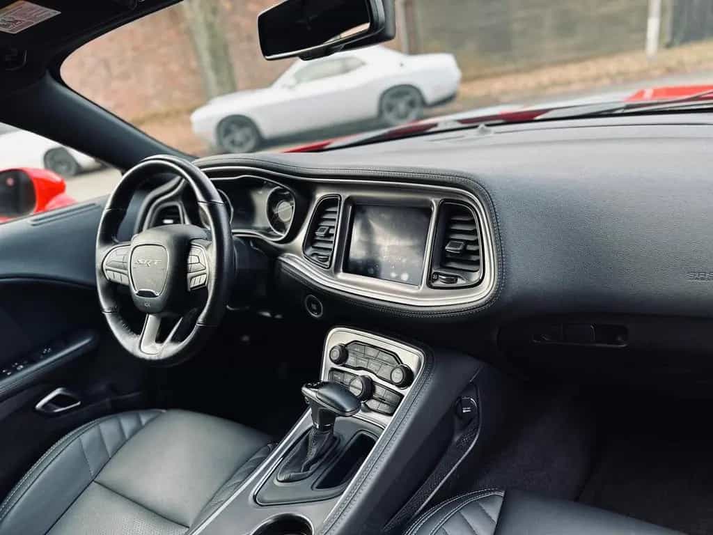 Dodge Challenger 6.4 V8 SRT*BREMBO*LED*LEDER*NAVI*PDC*GARANTIE* 07/2019-photo-45