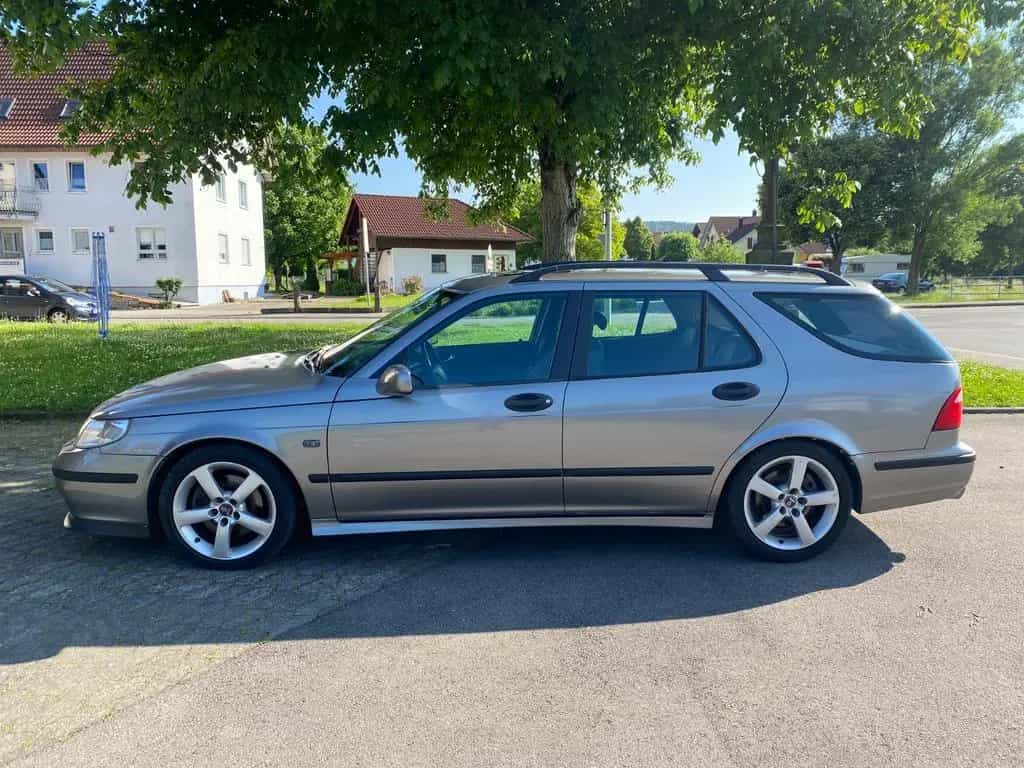 Saab 9-5 2.3 Turbo Aero Sport-Kombi*Leder*RAR*TÜV NEU 12/2001-photo-7