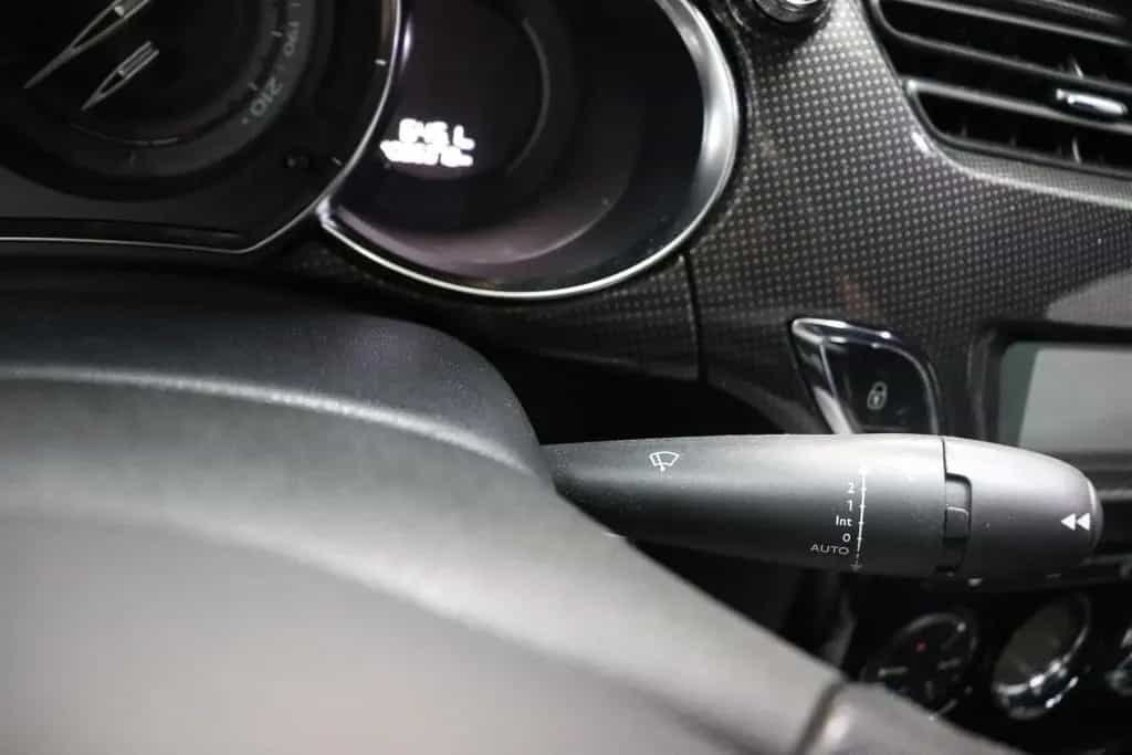 Citroën DS3 SportChic 1.6 115 kW (156 PS) Cabrio, Kli... 02/2014-photo-12