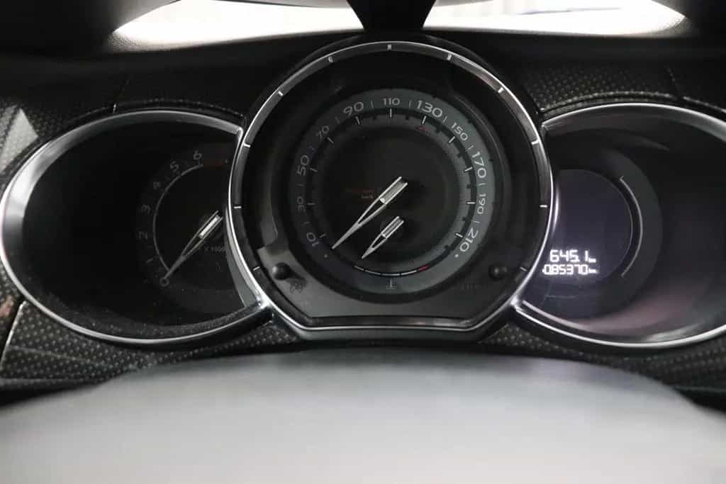 Citroën DS3 SportChic 1.6 115 kW (156 PS) Cabrio, Kli... 02/2014-photo-13