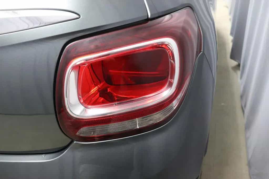 Citroën DS3 SportChic 1.6 115 kW (156 PS) Cabrio, Kli... 02/2014-photo-31