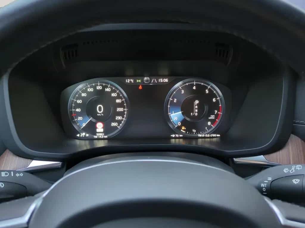 Volvo XC60 T5 AWD Inscription *HK*DAB*Kamera*Navi*Lede 03/2019-photo-17