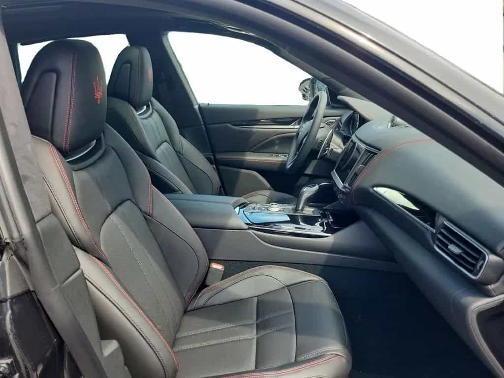 Maserati Levante Modena Ultima *Tageszulassung Aktion* 06/2025-photo-5