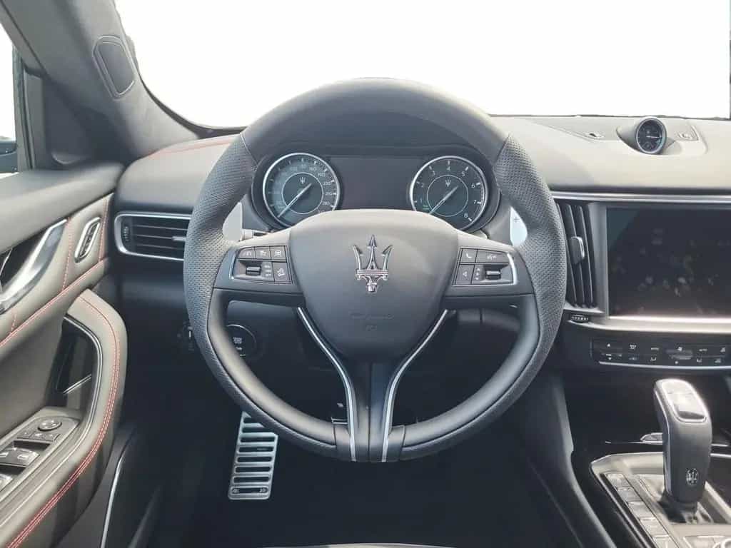Maserati Levante Modena Ultima *Tageszulassung Aktion* 06/2025-photo-7