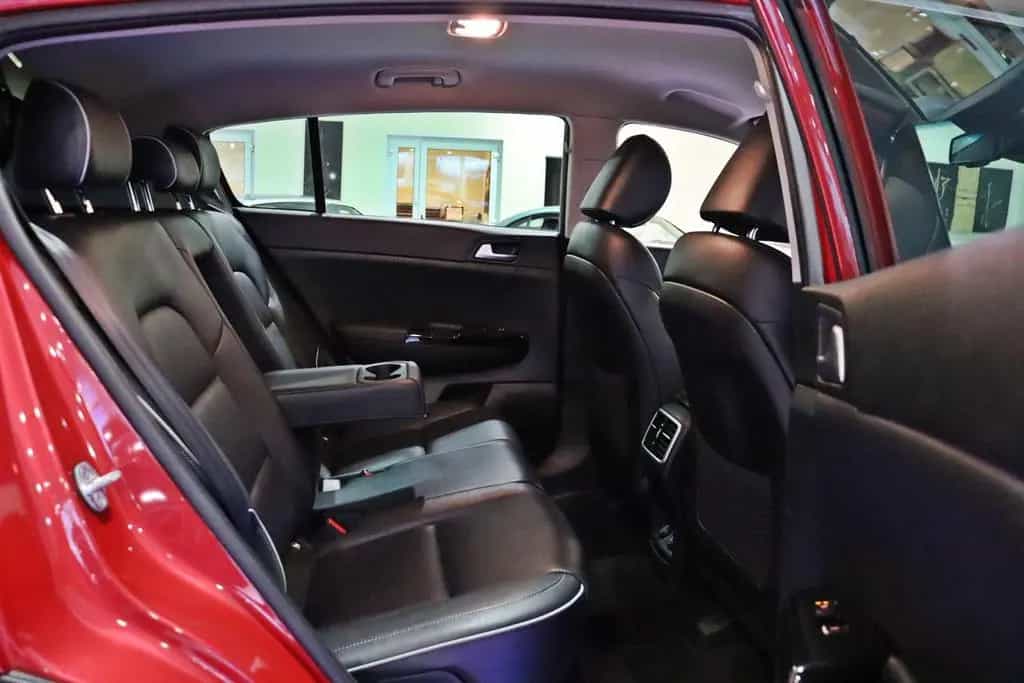Kia Sportage Dream Team*LEDER*KAMERA*SHZ*MFL*ALU* 08/2018-photo-17