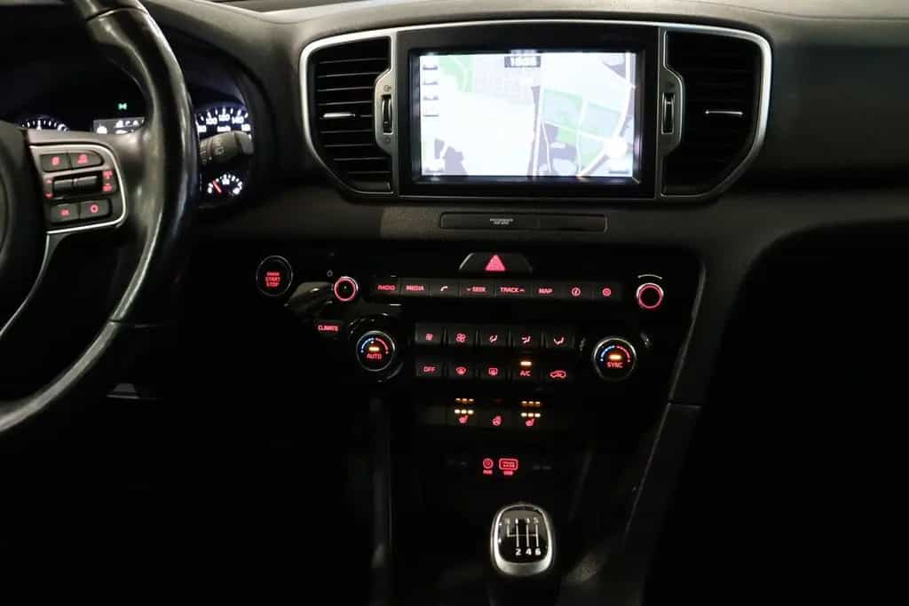Kia Sportage Dream Team*LEDER*KAMERA*SHZ*MFL*ALU* 08/2018-photo-23