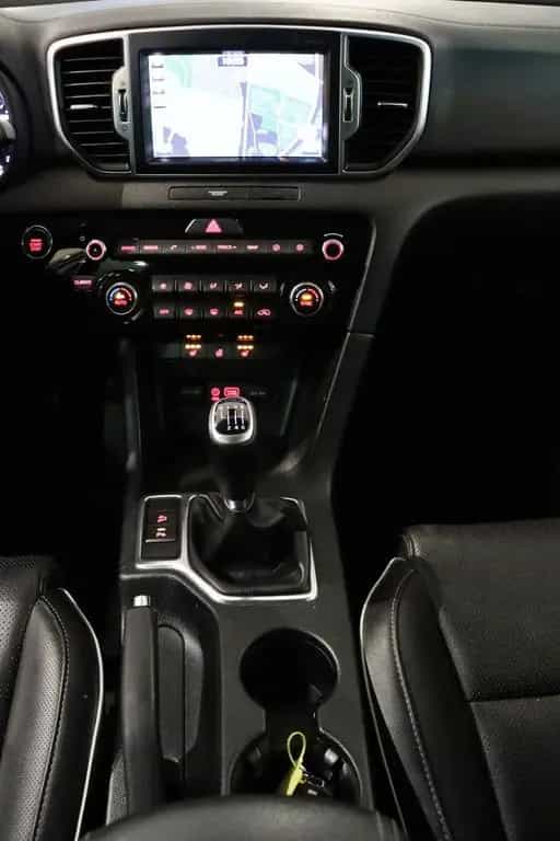 Kia Sportage Dream Team*LEDER*KAMERA*SHZ*MFL*ALU* 08/2018-photo-24