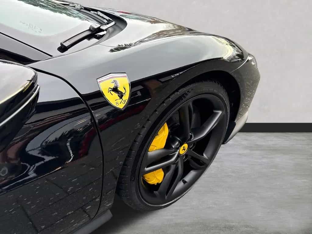 Ferrari 296 GTS 50.000€ an Optionals 08/2023-photo-9