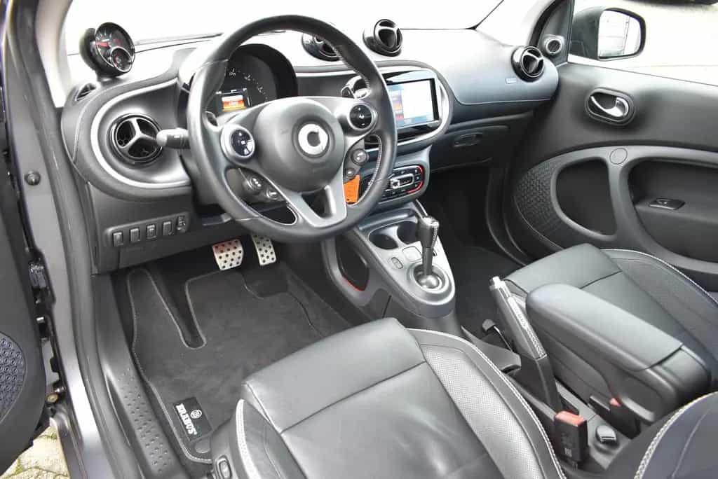 Smart ForTwo coupe Brabus Xclusive 10/2016-photo-17
