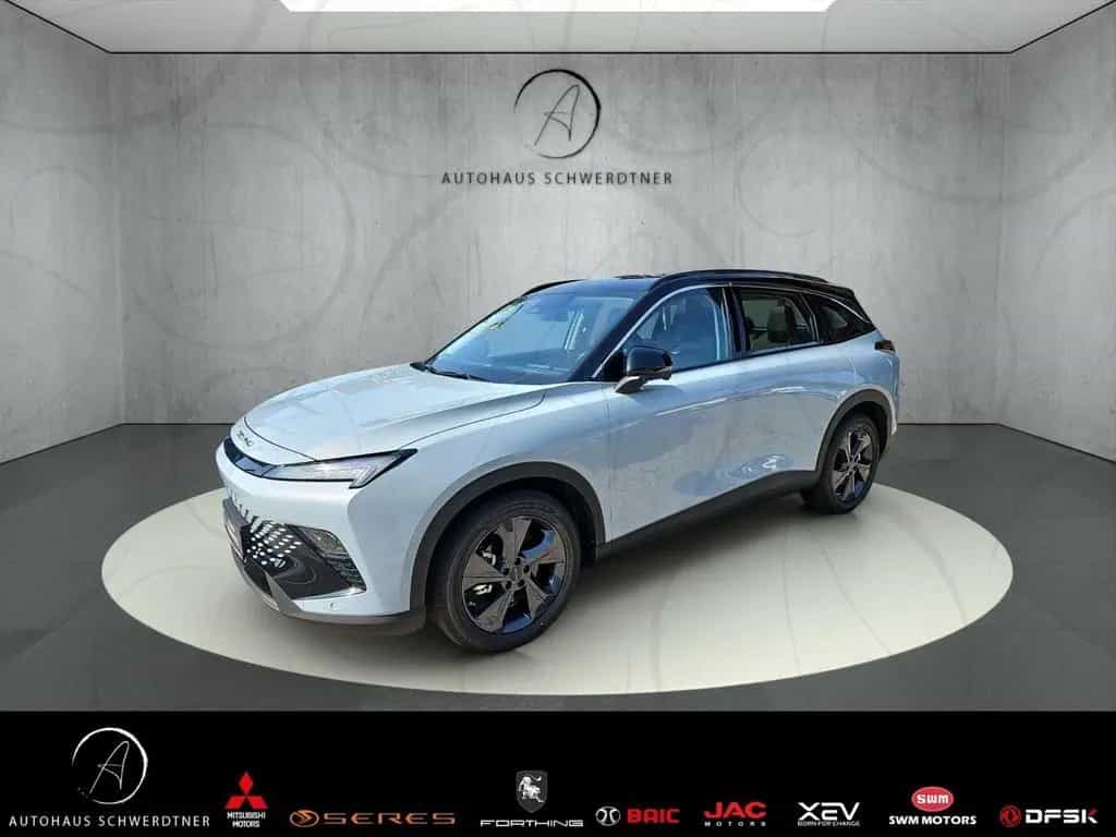 BAIC X55 1.5 T 7-DCT null-photo-0