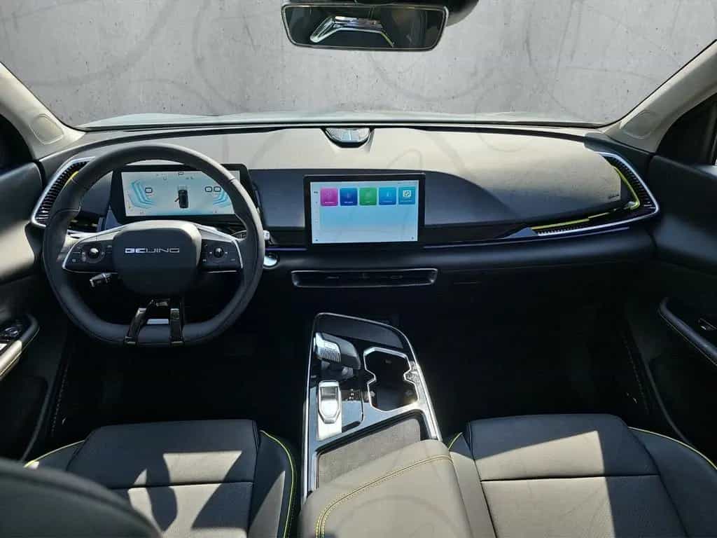 BAIC X55 1.5 T 7-DCT null-photo-12