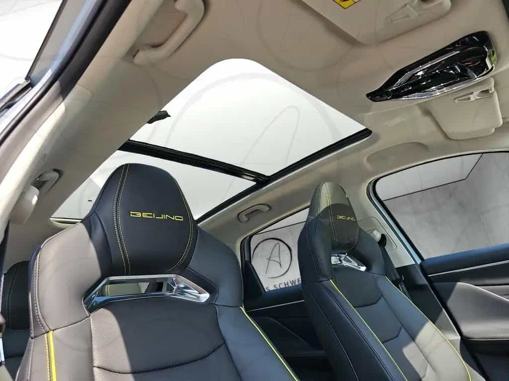 BAIC X55 1.5 T 7-DCT null-photo-16