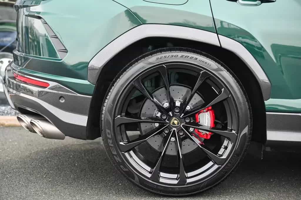 Lamborghini Urus *Full Carbon* Akrapovic* Verde Hydra !* 23" 07/2020-photo-46