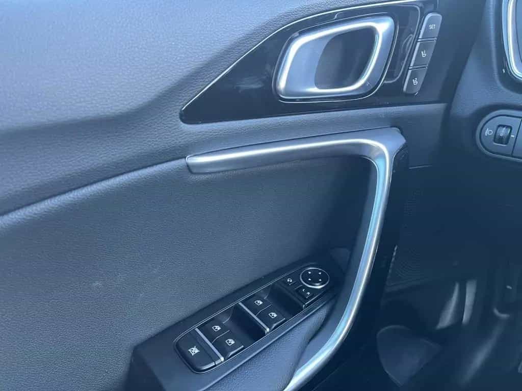 Kia Ceed 1.5 T-GDI DCT7 OPF GT Line GT-Line mit Lede 01/2025-photo-14