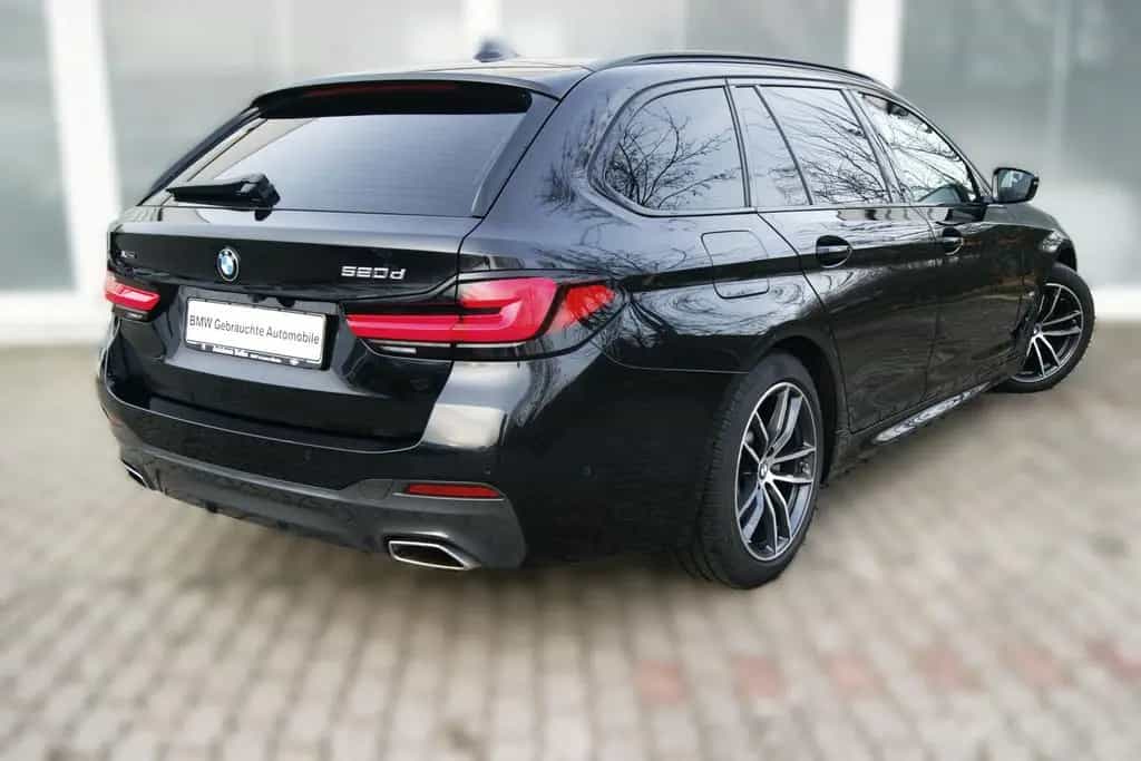 BMW 520 d xDrive TOUR*M-SPORT*PANO*KAM*STANDHZG*LEDER 11/2020-photo-10
